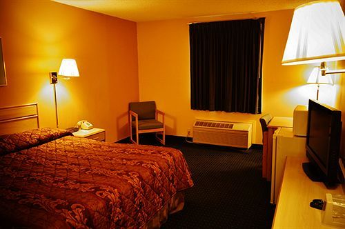 Hometown Inn And Suites Washington Екстер'єр фото